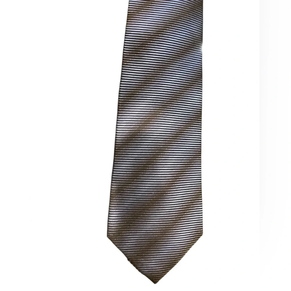 👔🆕JL LANCETTI Striped Men's Tie in Blue & Black diagonal stripe. Such a cool tie